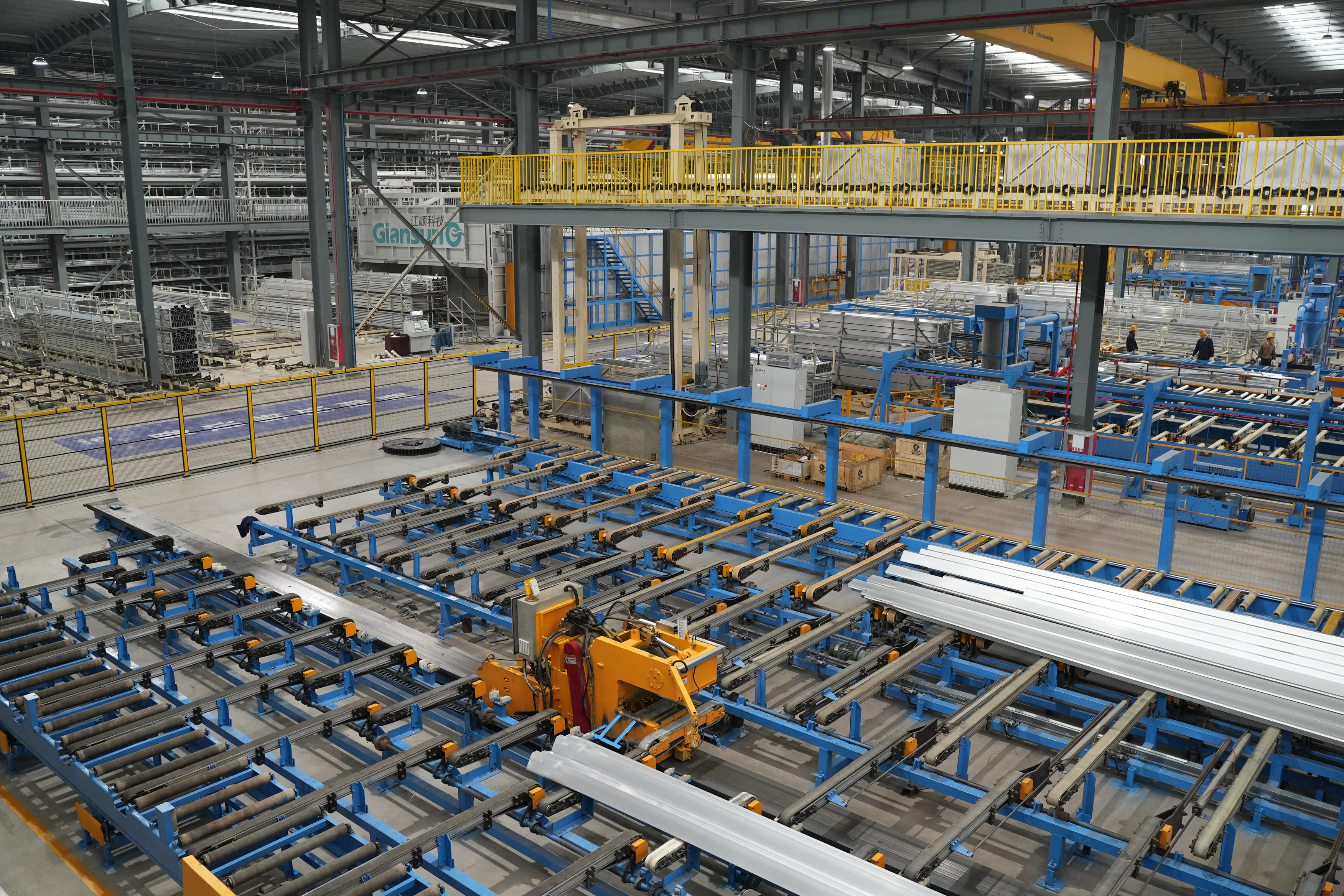 Architectural aluminium systems